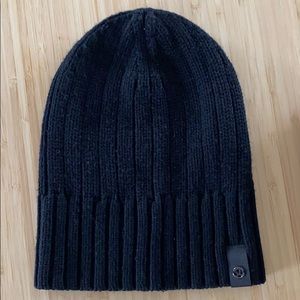 Black lululemon beanie toque